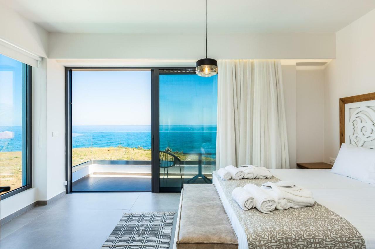 Wave Villa, Beach Front Retreat, By Thinkvilla Pánormos Extérieur photo