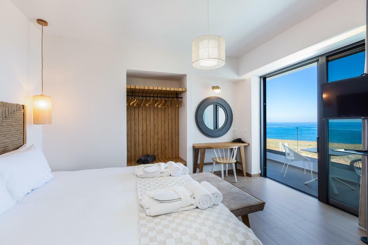 Wave Villa, Beach Front Retreat, By Thinkvilla Pánormos Extérieur photo