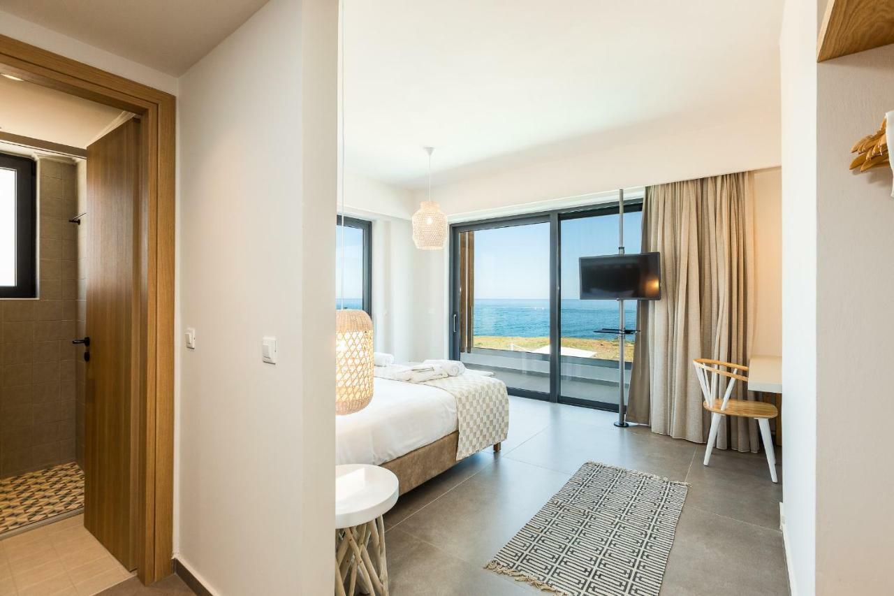 Wave Villa, Beach Front Retreat, By Thinkvilla Pánormos Extérieur photo