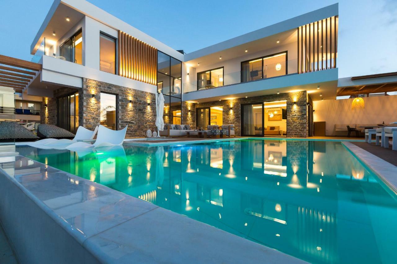 Wave Villa, Beach Front Retreat, By Thinkvilla Pánormos Extérieur photo