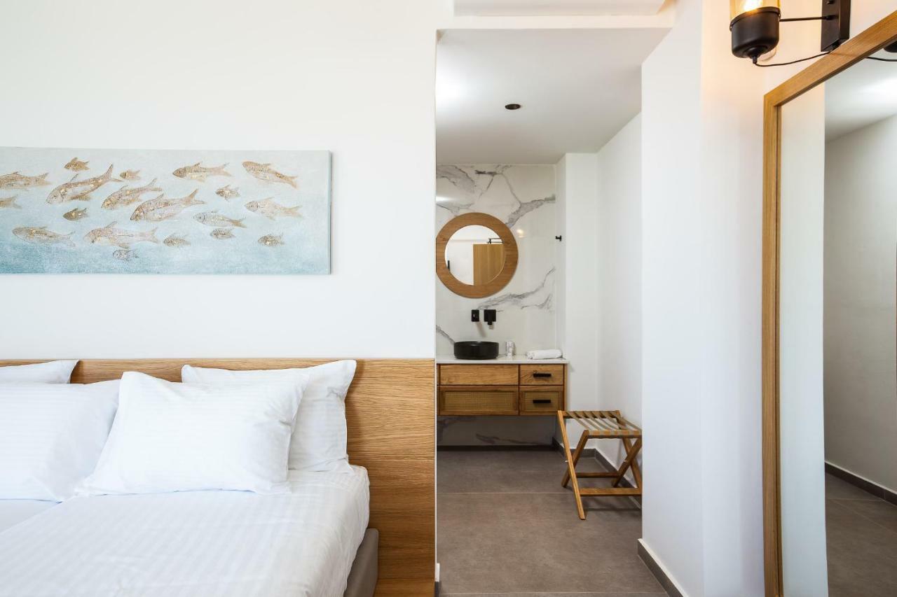 Wave Villa, Beach Front Retreat, By Thinkvilla Pánormos Extérieur photo