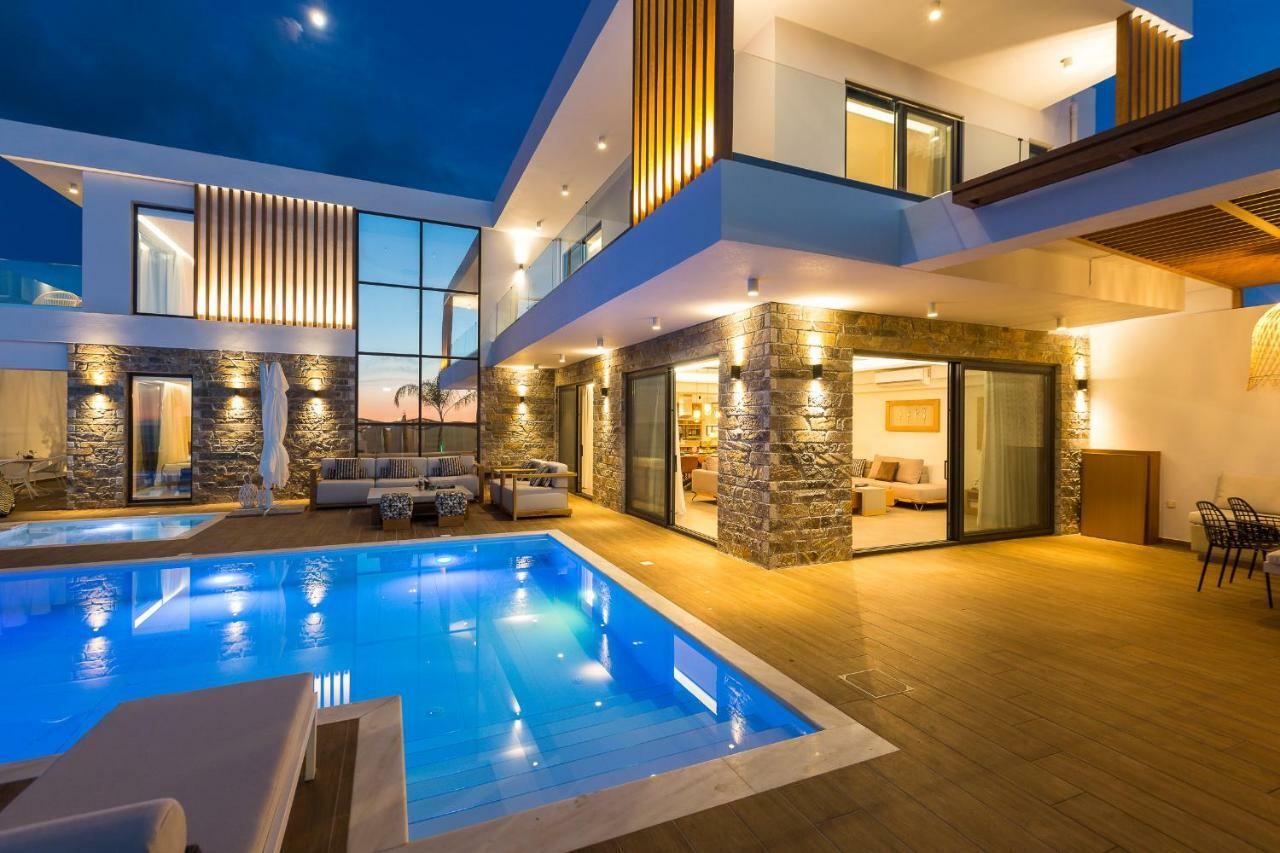 Wave Villa, Beach Front Retreat, By Thinkvilla Pánormos Extérieur photo